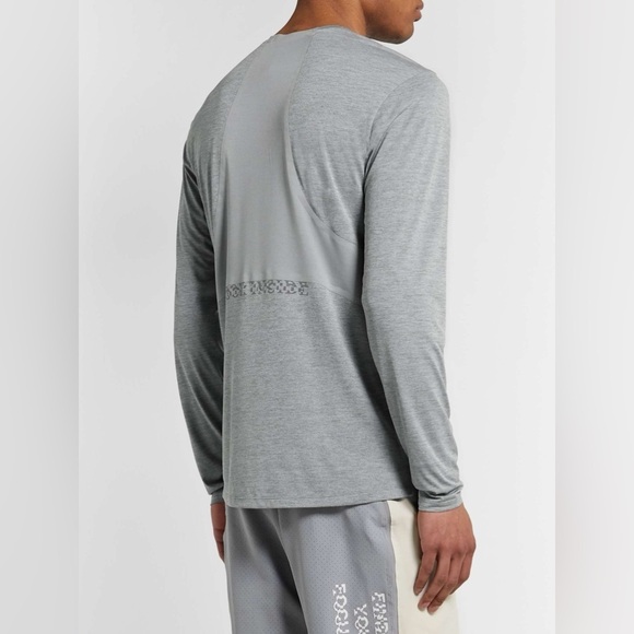 Lululemon Fast and Free T Shirt - Picture 3 of 9